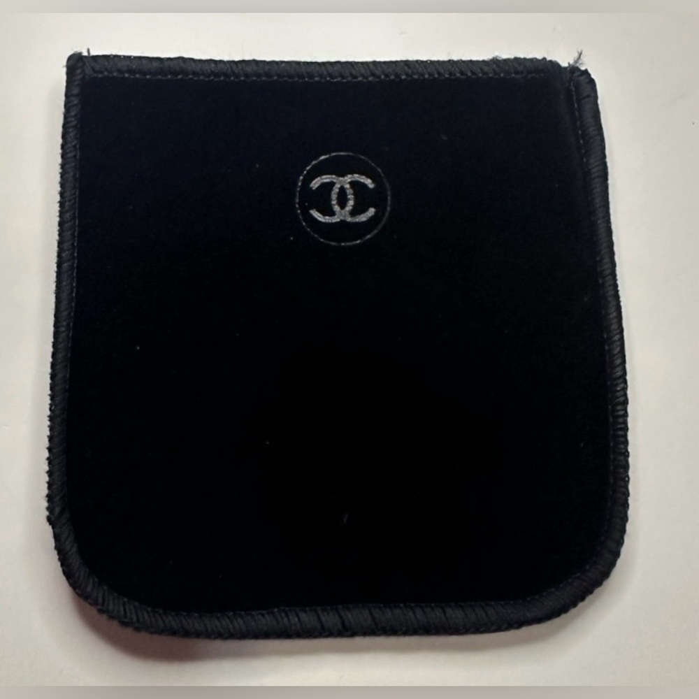 Chanel Yellow Duo Mirror Double Facettes Compact w/ Black Logo NEW in Box SALE - Picture 7 of 8